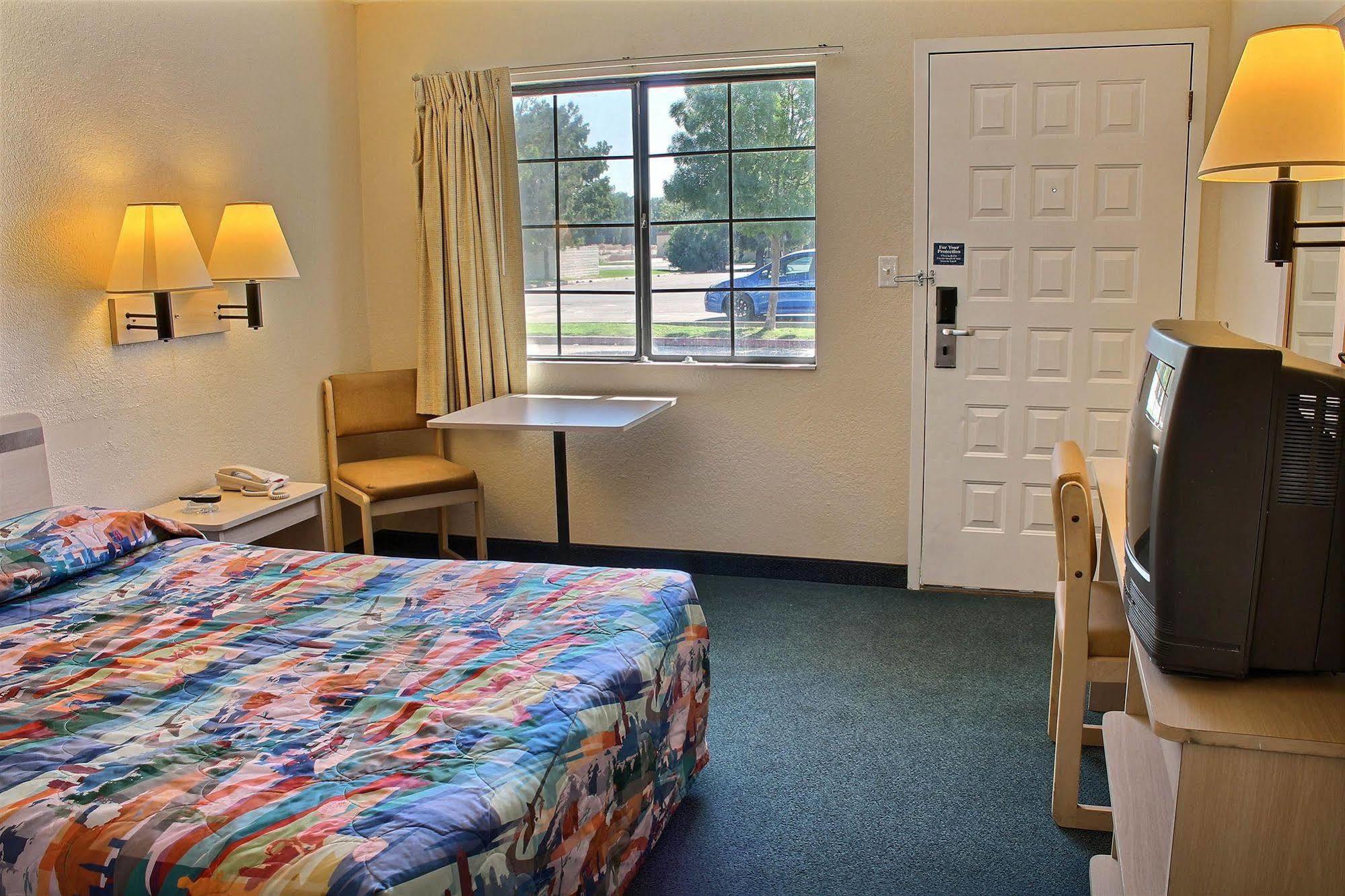 Vagabond Inn Buttonwillow North I-5 외부 사진
